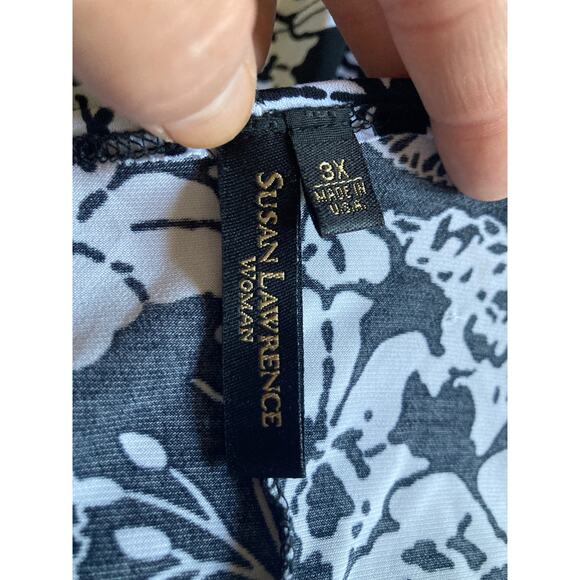 Susan Lawrence Black and White Stretch Pullover Top, Size 3X - Picture 8 of 8